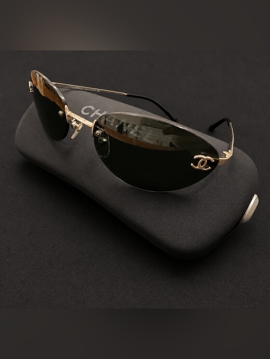 CHANEL Accessories - Vintage Chanel 4003 Rimless Sunglasses | Y2K Made in Italy